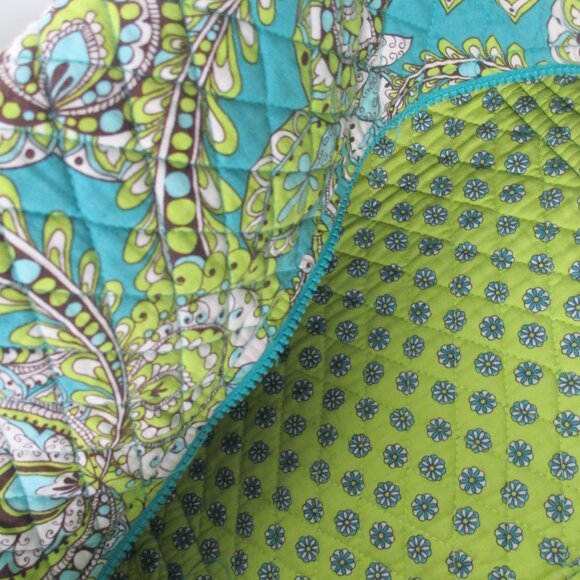 VERA BRADLEY "PEACOCK" LARGE DUFFLE - Picture 7 of 16